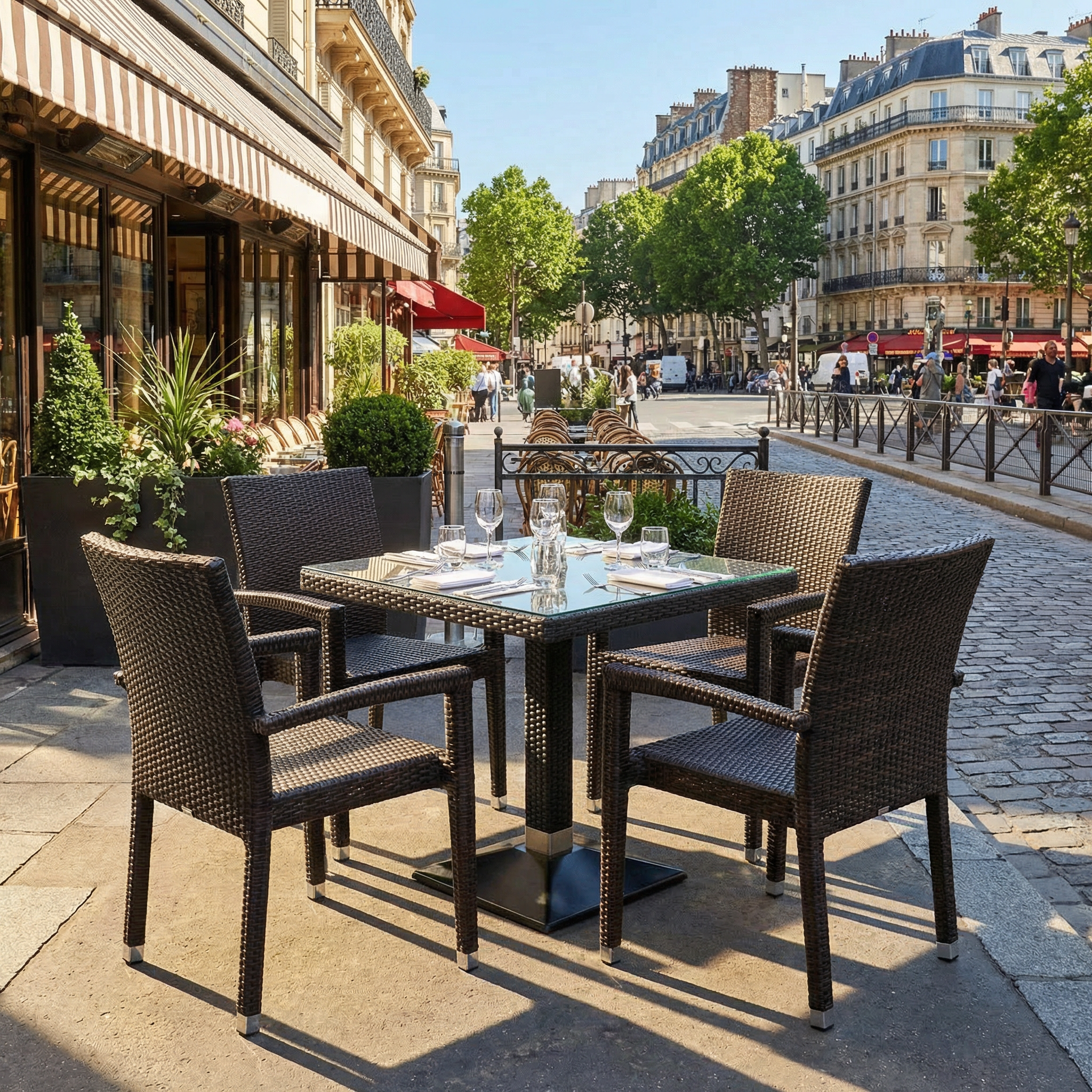 1+4 sæt Verona polyrattan havestole udendørs bord rattan stabelbar i brun