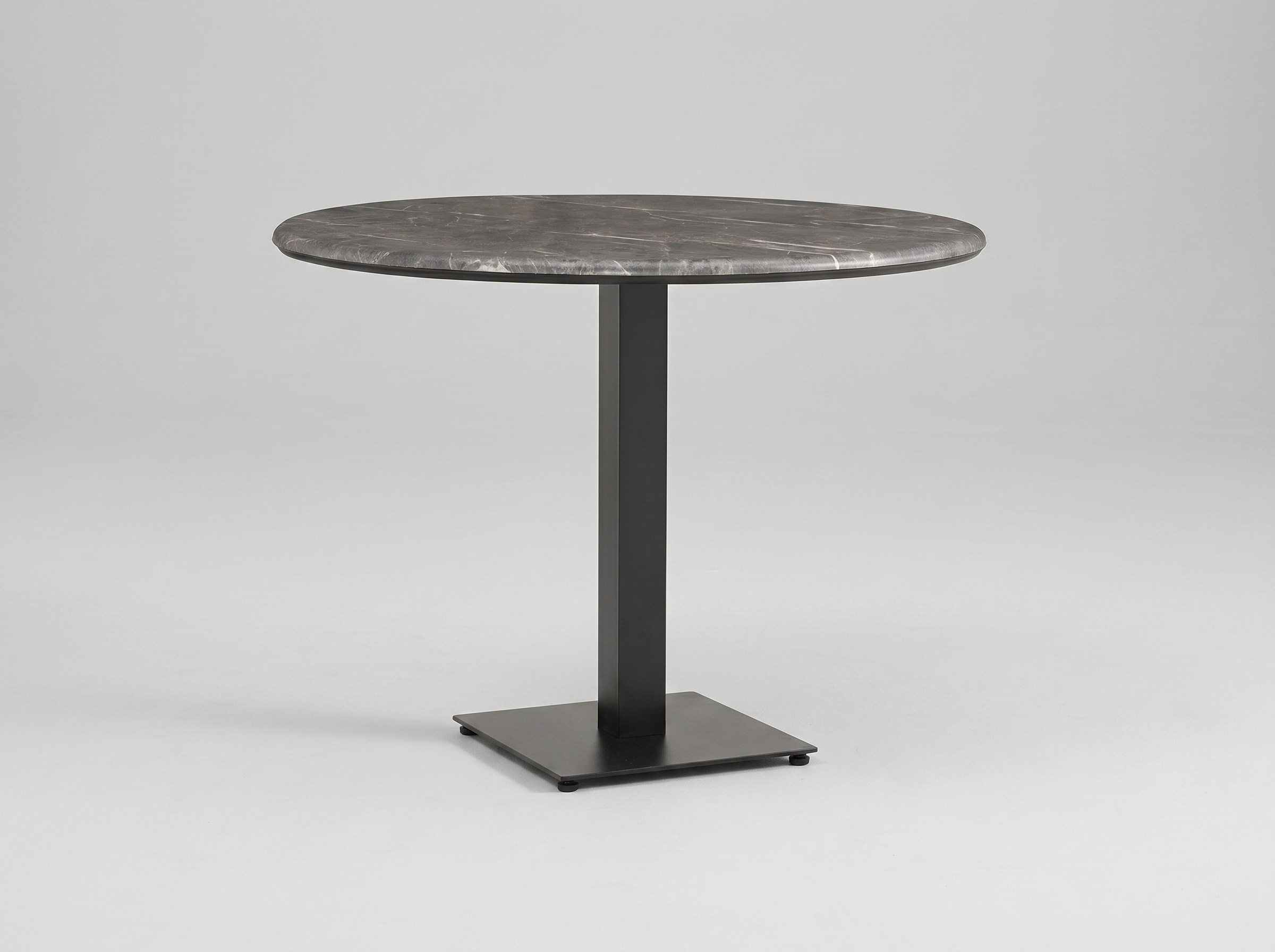 Udendørs bord Catania i 60x60cm valnød Udendørs område Kompakt HPL-bordplade